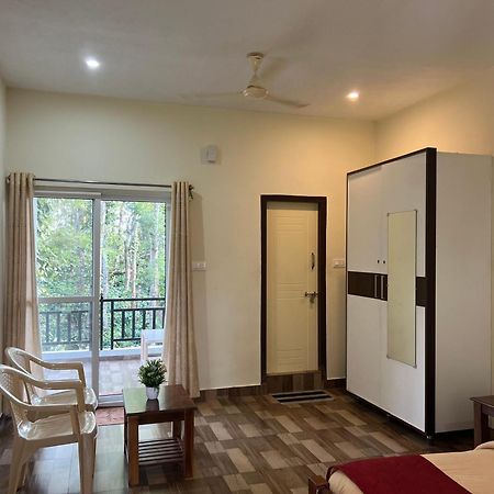 Sri Lakshmi Estates Apartment Siddapura  Bagian luar foto