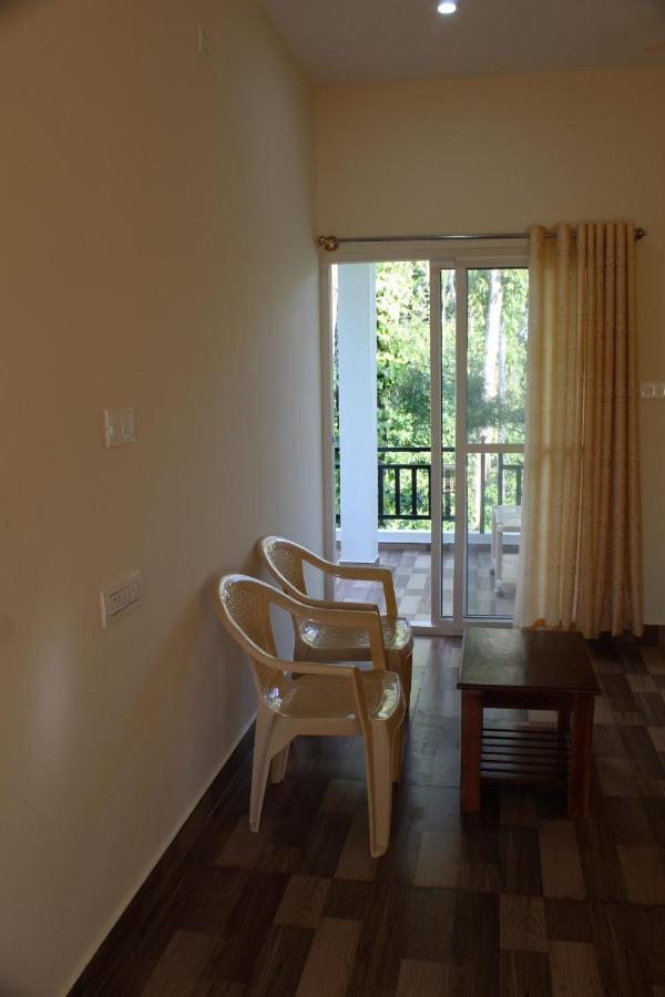 Sri Lakshmi Estates Apartment Siddapura  Bagian luar foto