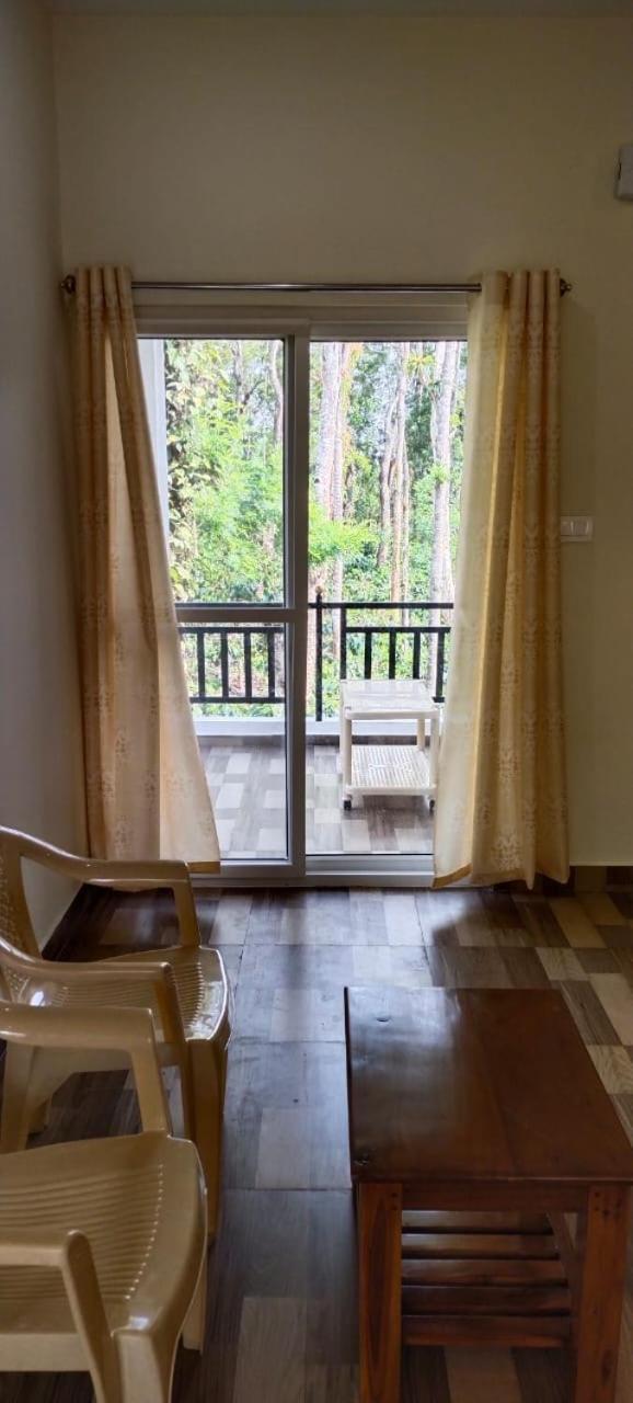 Sri Lakshmi Estates Apartment Siddapura  Bagian luar foto